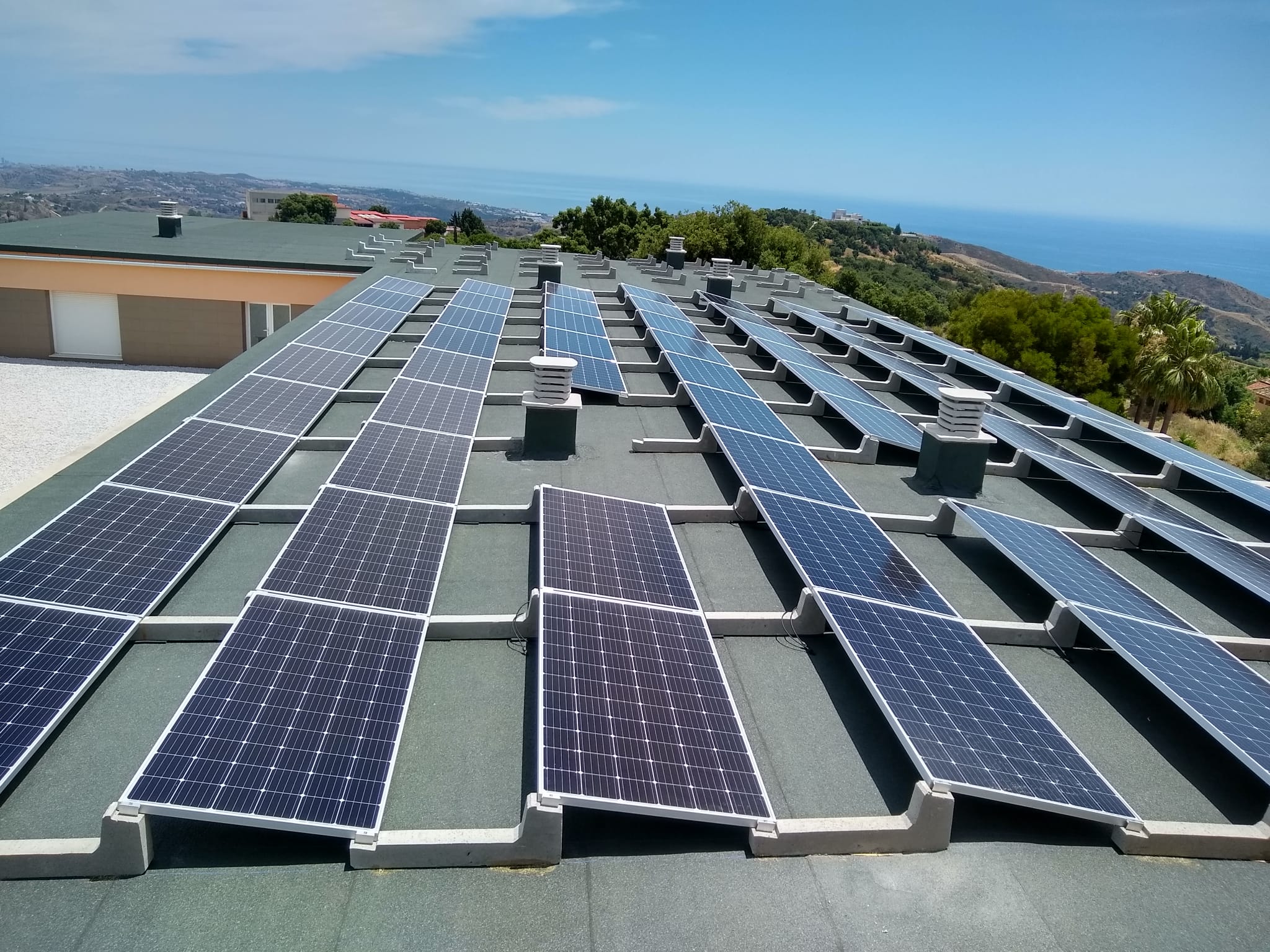 Estructuras Con Lastre Para Sistema Fotovoltaico Dom Stico Sun Ballast